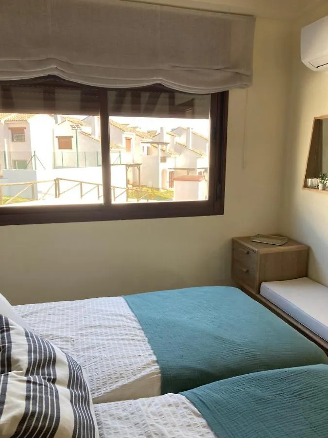 Bonita casa a estrenar en paraje natural a 35 minutos de Sevilla El Ronquillo Сasa de vacaciones