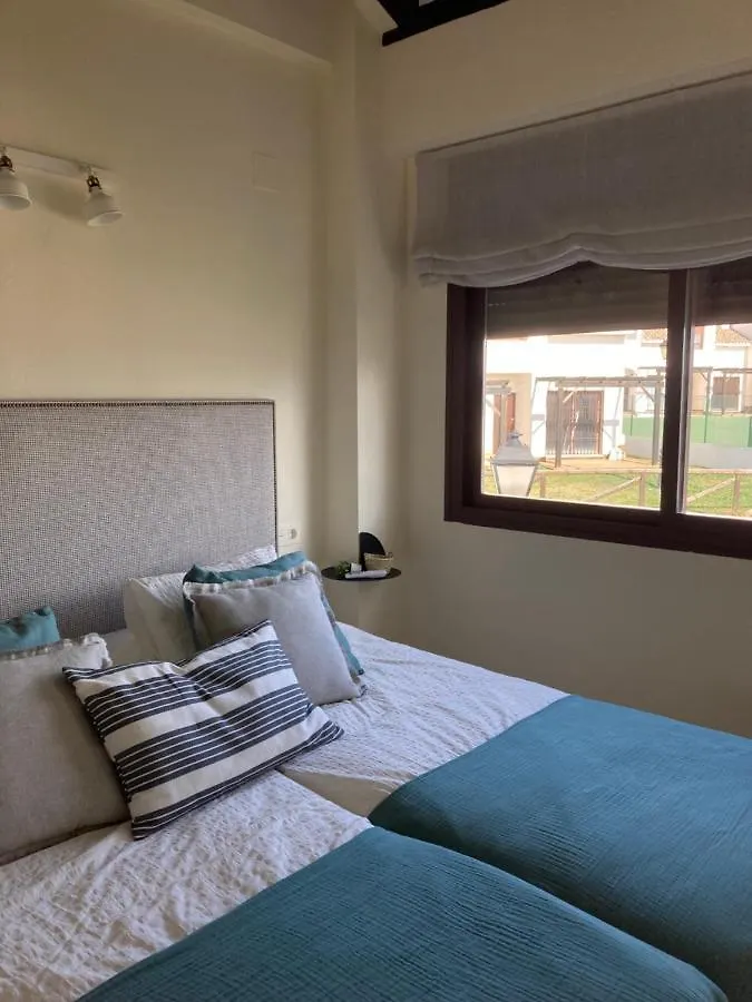 Bonita casa a estrenar en paraje natural a 35 minutos de Sevilla El Ronquillo 0*,  España