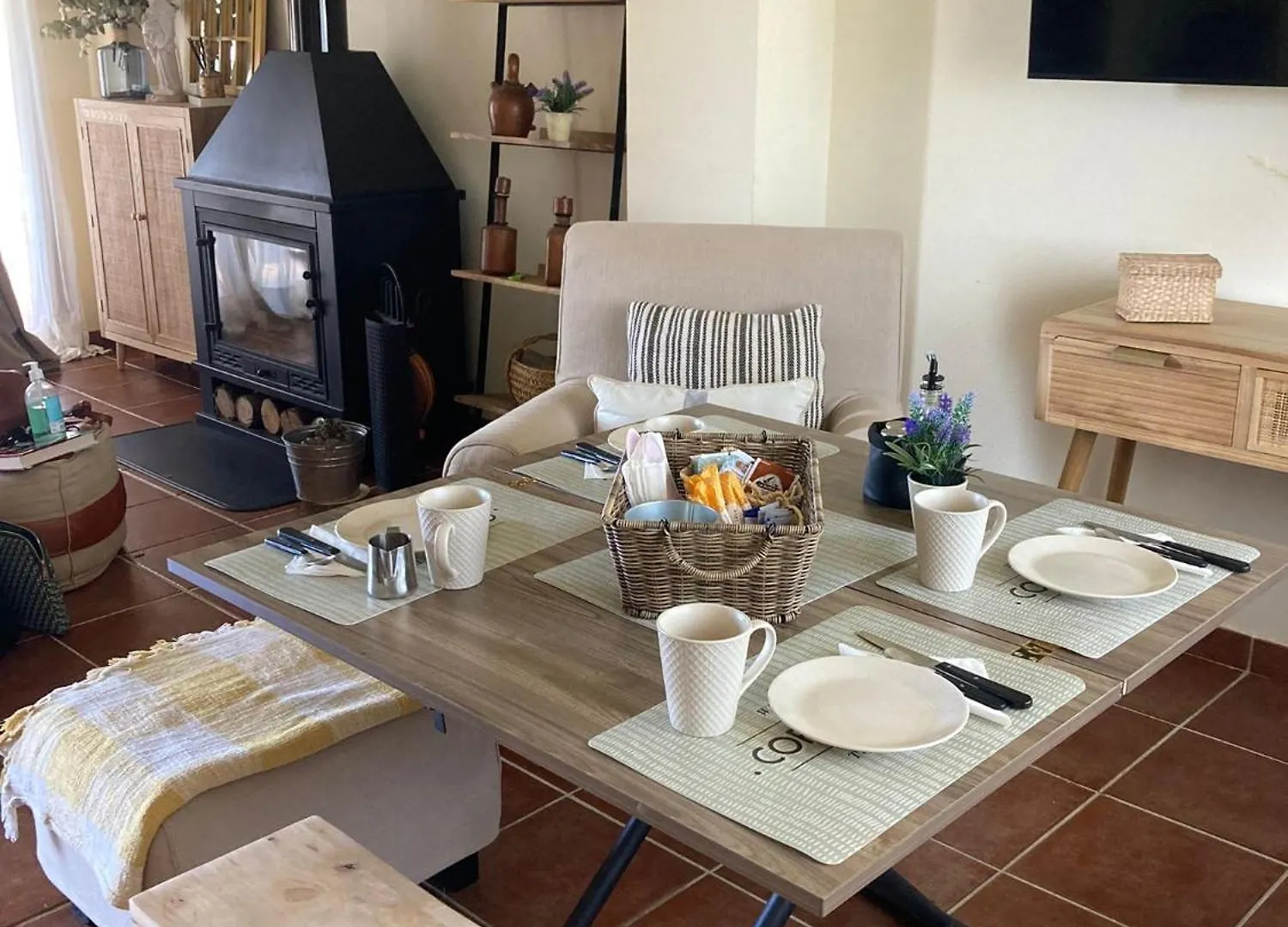 Сasa de vacaciones Bonita casa a estrenar en paraje natural a 35 minutos de Sevilla El Ronquillo España